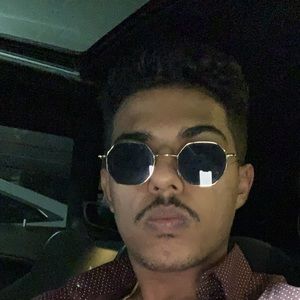 Meet your Posher, Ashish